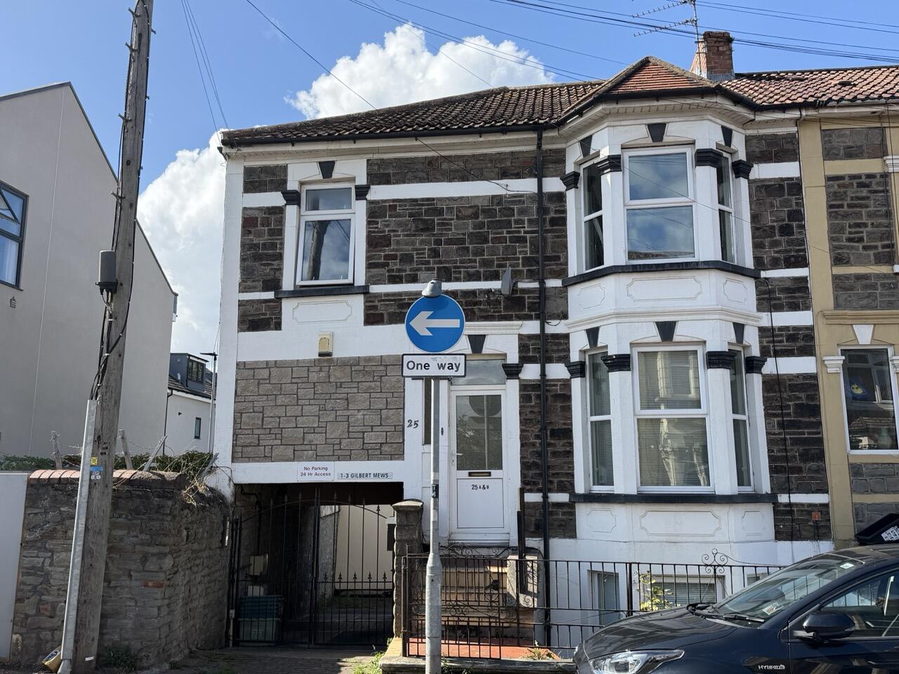 2 bed property in Gilbert Road, Bristol